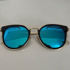 Blue Mirrored Round Sunglasses with Gold Frame